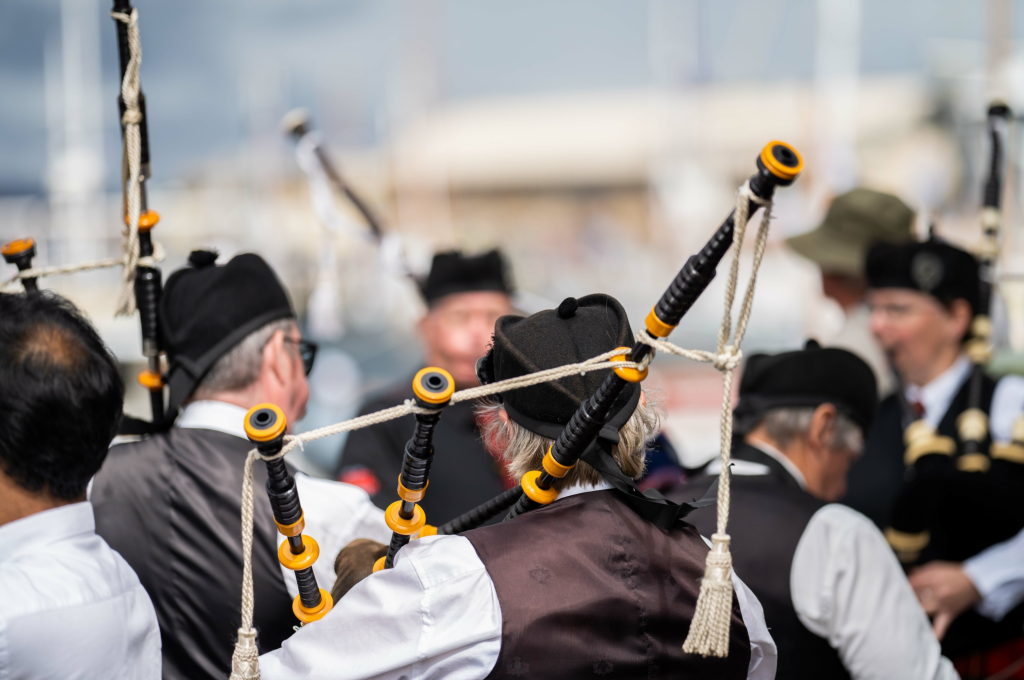 Bands Playing bagpipes